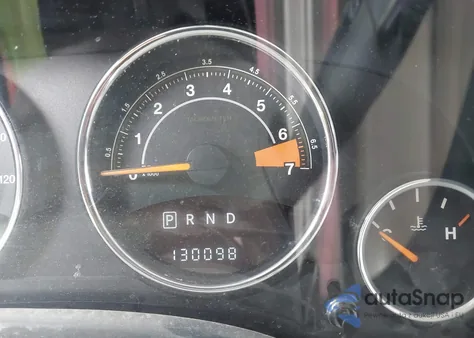 2014 Jeep Compass Latitude z USA, uszkodzony, nr VIN 1C4NJCEA8ED676640